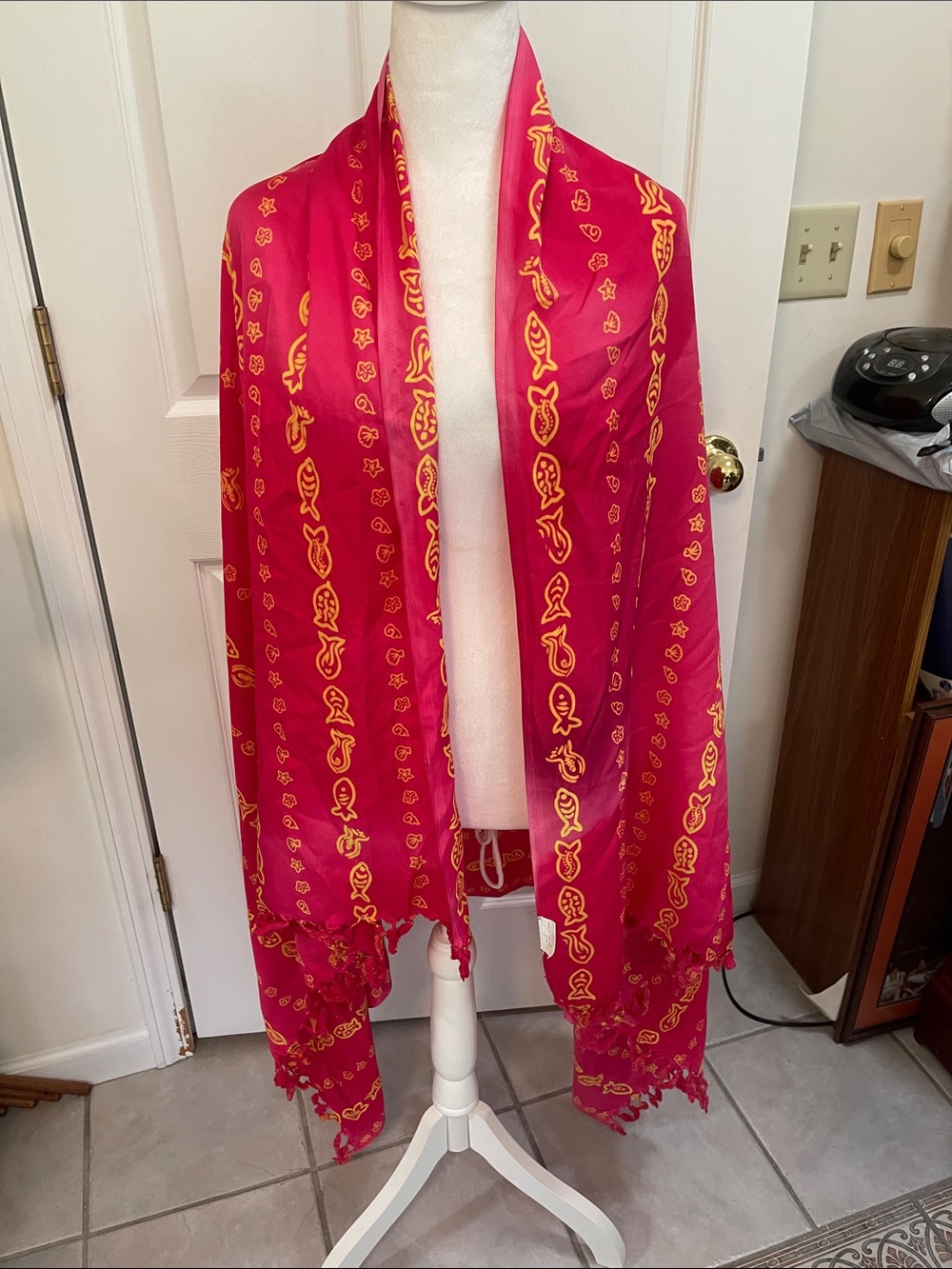 Vibrant Pink & Yellow Patterned Women's Scarf